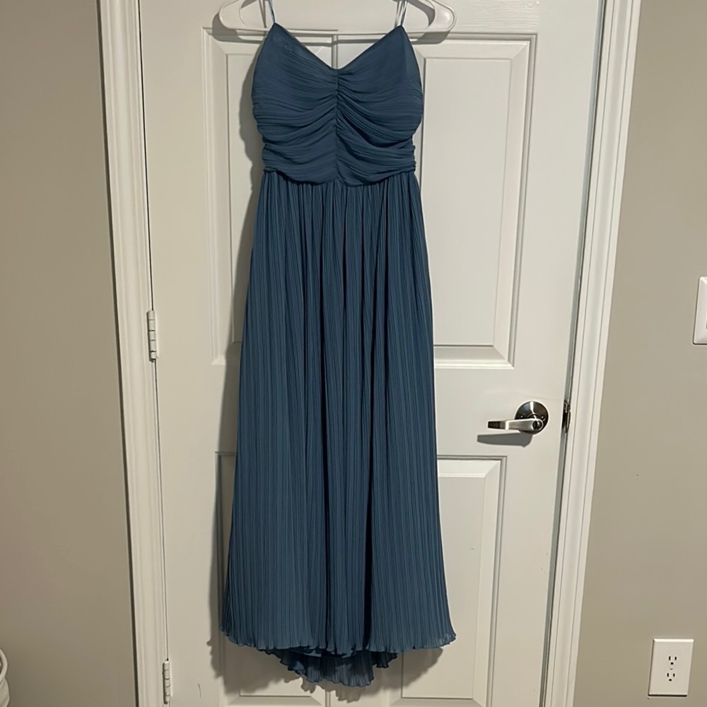 Elegant Blue Pleated Maxi Dress